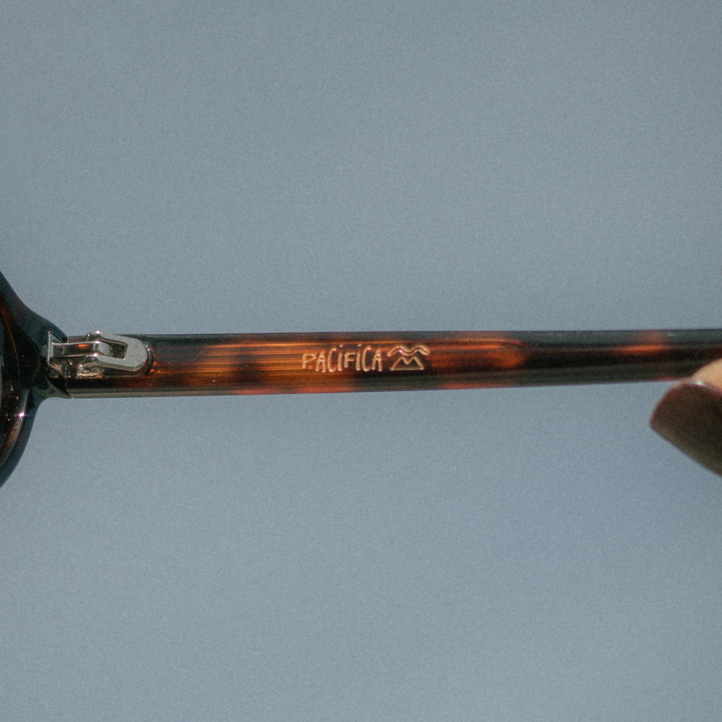 Pacifica - Tortoise/Brown